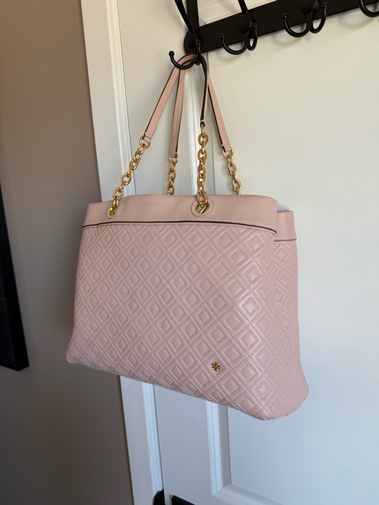 Tory Burch Handbags - Tory Burch Blush Quilted Leather Chain-Handle Tote